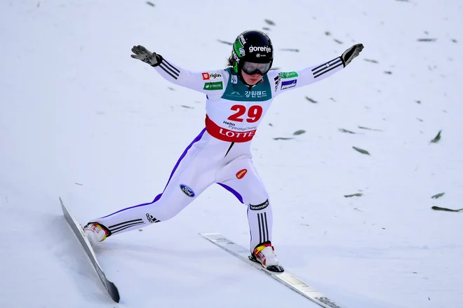Ema Klinec pridno nabira točke svetovnega pokala. FOTO. AFP