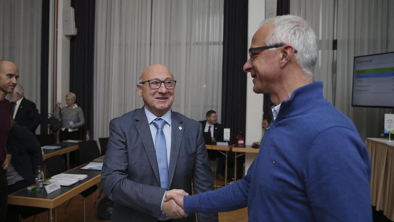 Fotografija: Bogdan Gabrovec (levo) je na volitvah predsednika OKS prejel plebiscitarno podporo. FOTO: Jože Suhadolnik/Delo