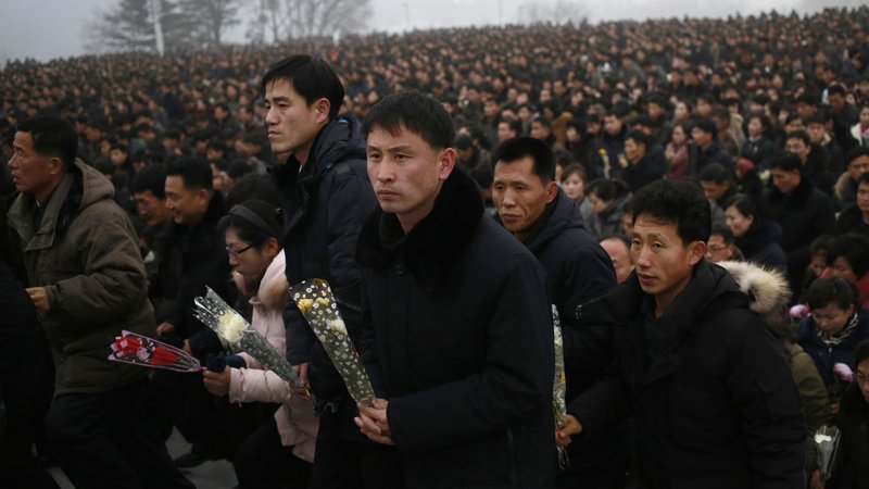 Fotografija: Samooklicani ljubljeni vodja ljudstva je bil najstarejši sin velikega vodje Kim Il Sunga. FOTO: Dita Alangkara/Ap