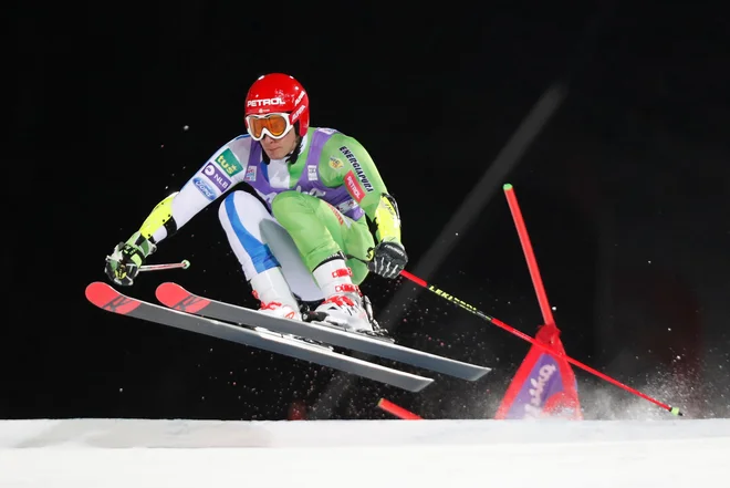 Žan Kranjec je hitro končal zadnji nastop v Italiji. FOTO: Reuters