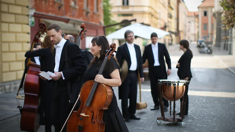 Fotografija: Orkester Slovenske filharmonije in Simfonični orkester RTV Slovenija sta stopila v novo sezono z novim ­vetrom v jadrih. Foto Jure Eržen