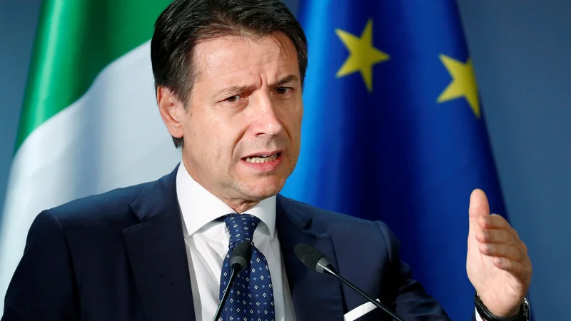 Fotografija: Italijanski premier Giuseppe Conte med nedavnih vrhom voditeljev EU v Bruslju. FOTO: REUTERS/Francois Lenoir