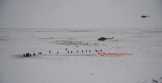 Sojuz je pristal v Kazahstanu. FOTO: NASA/Bill Ingalls