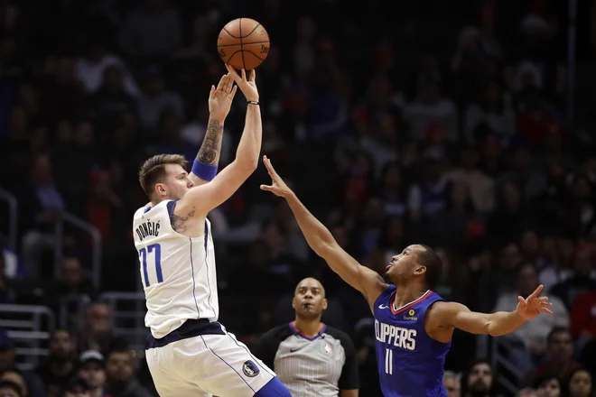 Za Luko Dončićem je nova rekordna noč v ligi NBA. FOTO: AP