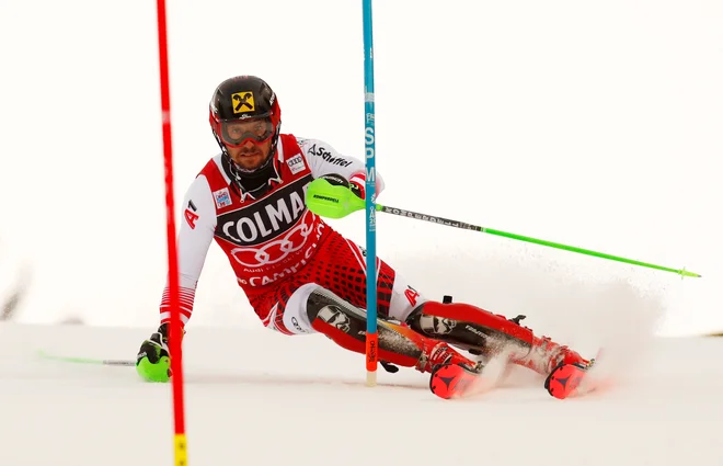 Shiffrinova se je po številu zmag v koledarskem letu izenačila z Marcelom Hirscherjem (na fotografiji). Oba sta slavila po 14-krat. Rekord bi laho prevzela konec tedna na Semmeringu. FOTO: Reuters