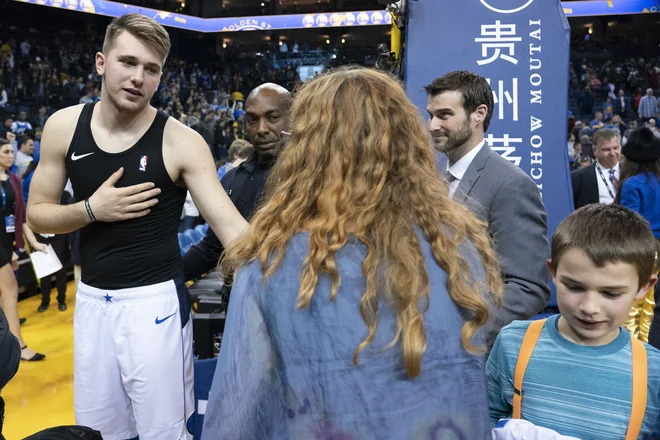 Luka Dončić je bil prva zvezda prireditve Športnik leta, četudi ga ni bilo v Cankarjevem domu. FOTO: Reuters
