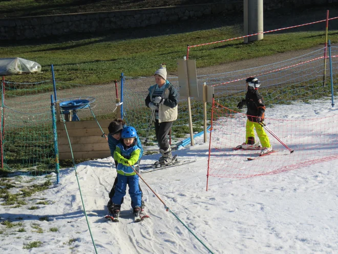 Vlečnica v Šentjoštu. FOTO: Bojan Rajšek/Delo