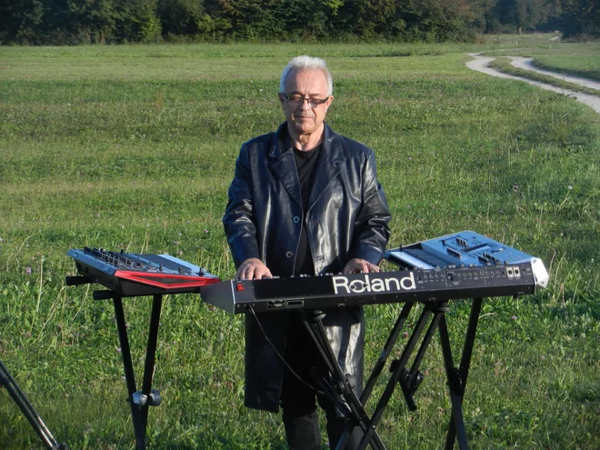 Električne sanje Miha Kralj Foto Janez Kovačič