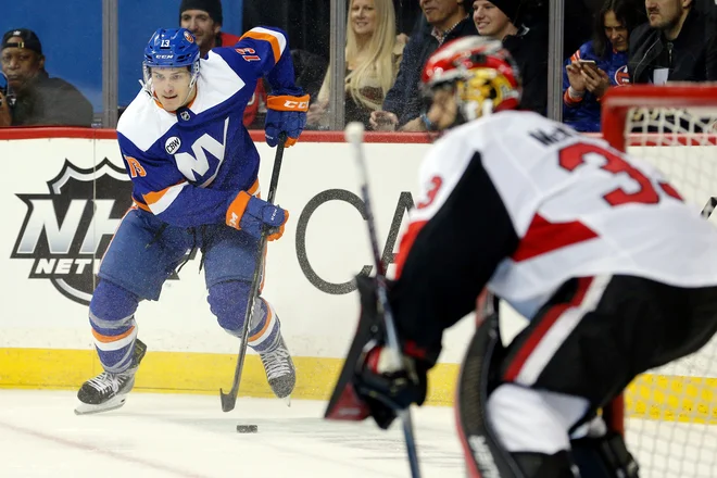 Mathew Barzal je v zadnji tretjini dvakrat zadel. FOTO: Brad Penner/Reuters