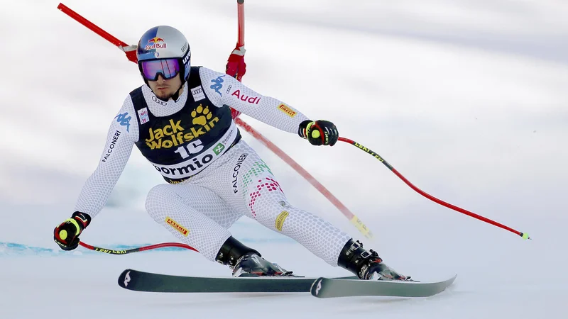 Fotografija: Dominik Paris kraljuje na izjemno zahtevni progi v Bormiu. FOTO: AP