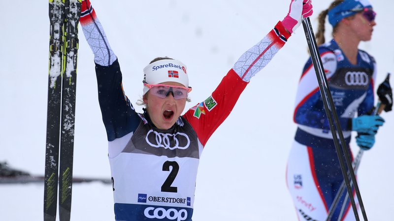 Fotografija: Ingvild Flugstad Östberg je zmagovalka današnje preizkušnje na 10 km s skupinskim startom v klasični tehniki. FOTO: AFP