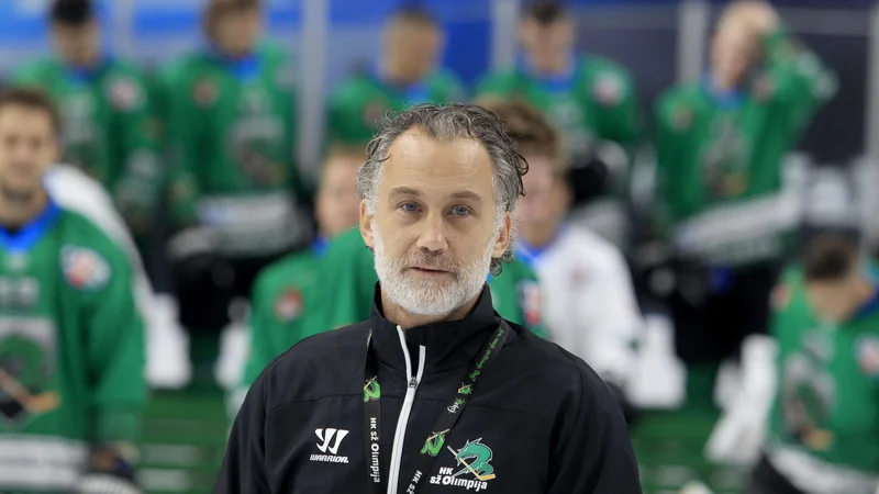 Fotografija: Trenerju Juretu Vnuku kaže dobro z Olimpijo. FOTO: Roman Šipić/Delo