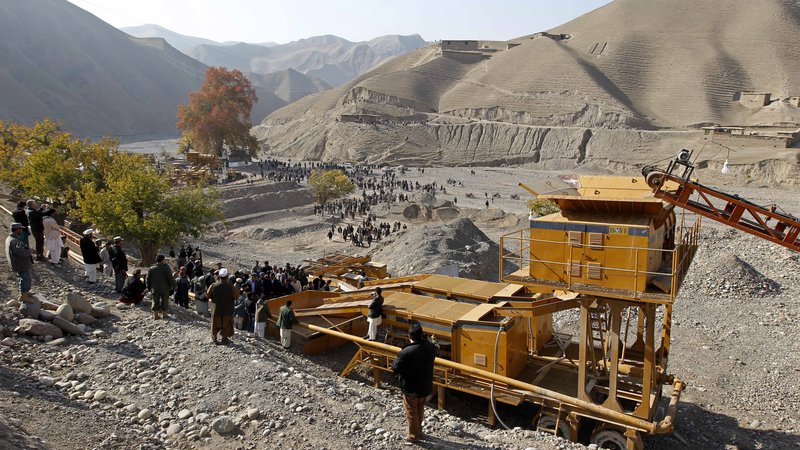 Fotografija: Rudnik v Nor Aabi v Afganistanu. Rudniki v tej državi sodijo med najnevarnejše na svetu. FOTO: Omar Sobhani/Reuters