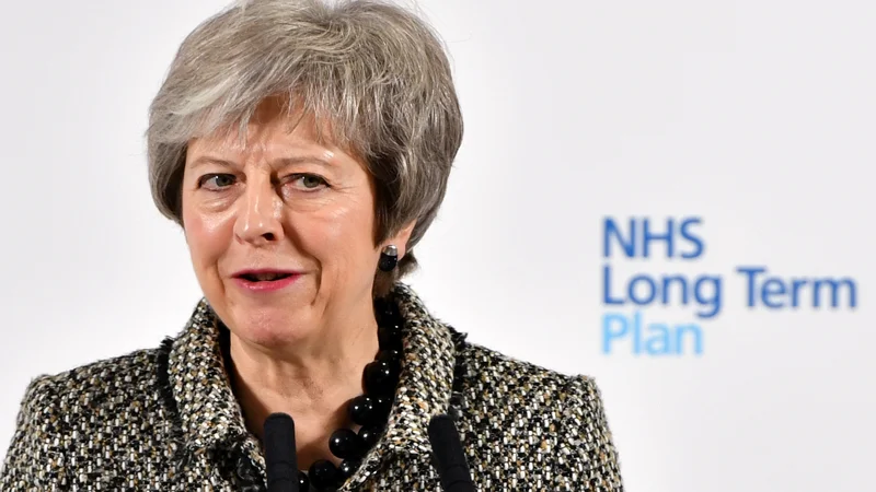 Fotografija: Theresa May se nahaja pred najtežjo preizkušnjo doslej. FOTO: Reuters