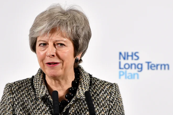 Theresa May se nahaja pred najtežjo preizkušnjo doslej. FOTO: Reuters