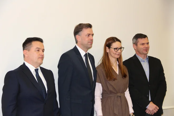 Bojan Kekec, Gregor Macedoni, Sara Draškovič in Boštjan Grobler. Foto Simona Fajfar