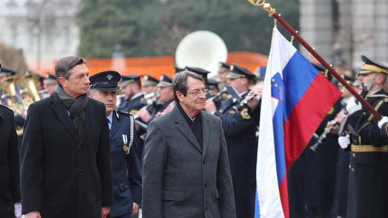 Fotografija: Predsednik Cipra Nikos Anastasiades in Borut Pahor. FOTO: Tomi Lombar/Delo