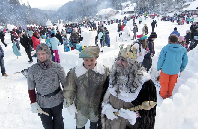 Izvedeli smo, da si kralj Matjaž (Srečko Gole) za prireditev že ureja sivo brado. FOTO: Ljubo Vukelič/Delo