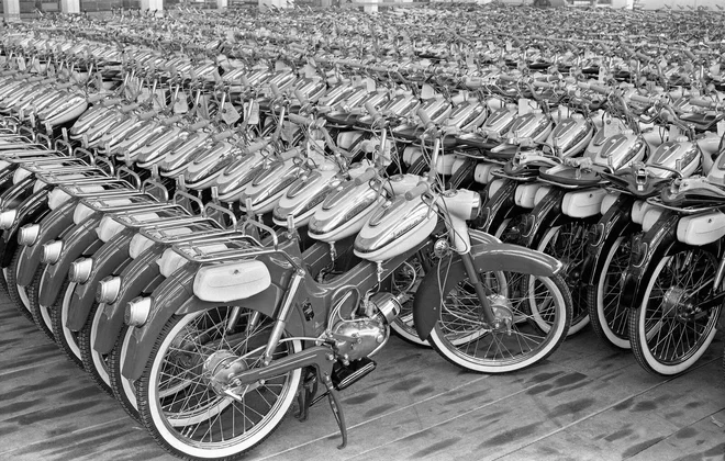 Tovarna Tomos, april 1962. FOTO: Božo Primožič