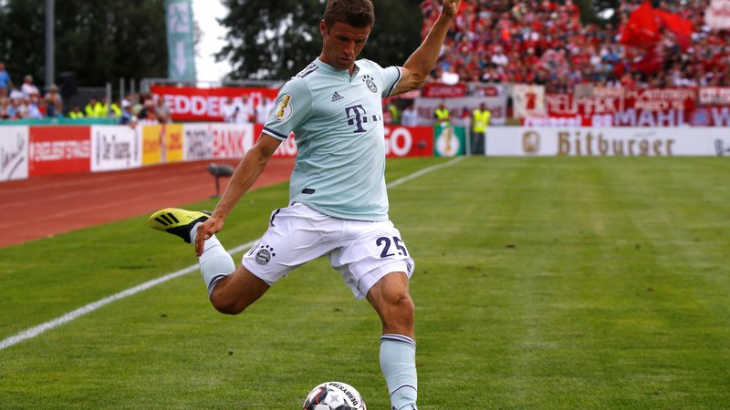 Fotografija: Thomas Muller bo izpustil obe tekmi z Liverpoolom. FOTO: Reuters