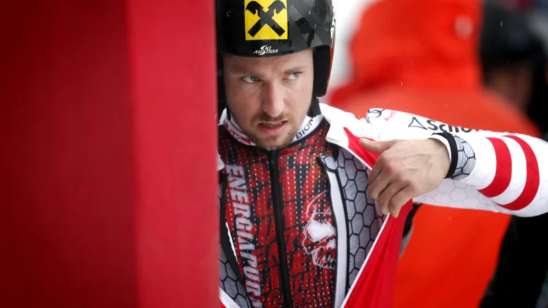Fotografija: »Kdo je najboljši, morate vprašati strokovnjake, jaz to nisem,« je na novinarsko vprašanje v Zagrebu hudomušno odgovoril lastnik sedmih velikih globusov Marcel Hirscher. FOTO: Matej Družnik/Delo