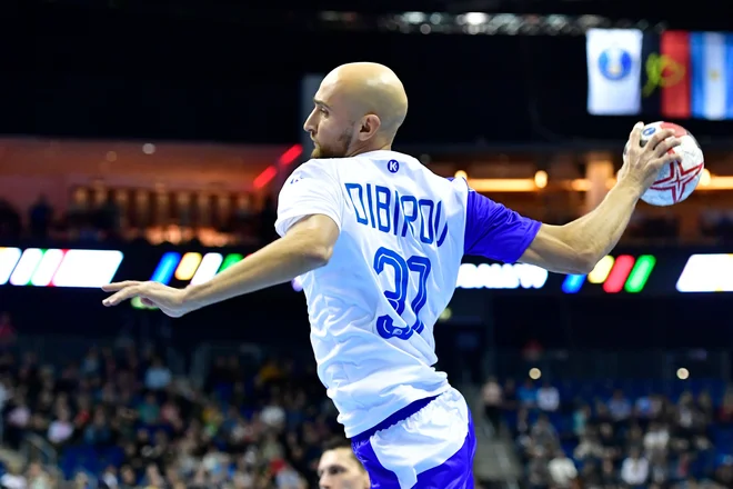 Timur Dibirov je dosegel 11 golov za Rusijo, tudi zadnja na tekmi. FOTO: AFP