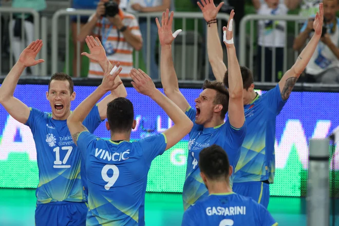 Slovenski odbojkarji so se razveselili zelo ugodnega žreba. FOTO: Tomi Lombar/Delo
