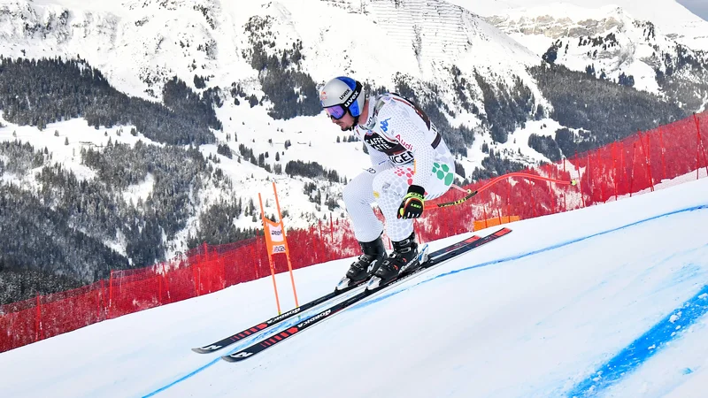 Fotografija: Dominik Paris je podobno prepričljiv kot že konec decembra v Bormiu. FOTO: Lionel Bonaventure/AFP