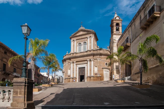 Cerkvica v Sambuci. FOTO: Shutterstock