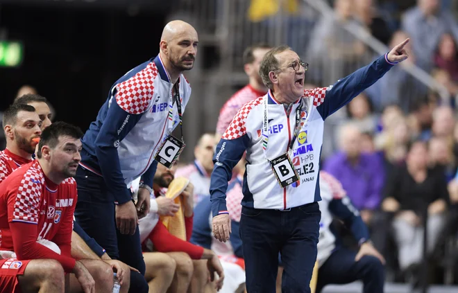 Tudi glasni motivacijski nagovori selektorja Lina Červarja Hrvatom niso prinesli zasuka proti Brazilcem. FOTO: Reuters