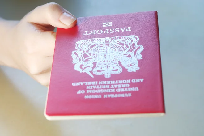 Kot opozarja evropska komisija, zahtevki bogatašev iz tretjih držav pogosto niso dovolj preverjeni. Tako ni dovolj pogosto uporabljan schengenski informacijski sistem. FOTO: Getty Images/istockphoto