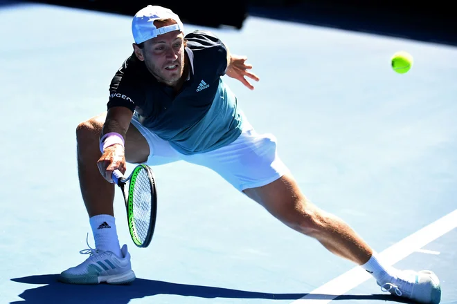 Lucas Pouille do letošnjega OP Avstralije v Melbournu ni dobil dvoboja, še nikdar v karieri pa tudi ni ugnal Miloša Raonića. Tokrat se je prek Kanadčana prebil v polfinale. FOTO: AFP