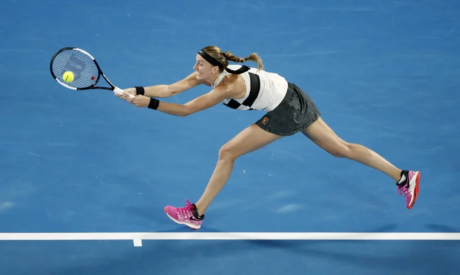 Petra Kvitova še vedno ni oddala niti niza. FOTO: Aly Song/Reuters