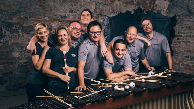 Fotografija: Slovenski tolkalni projekt SToP bo praznovanje začel na žalskem odru v sklopu BUMfesta. FOTO: Matic Gabriel