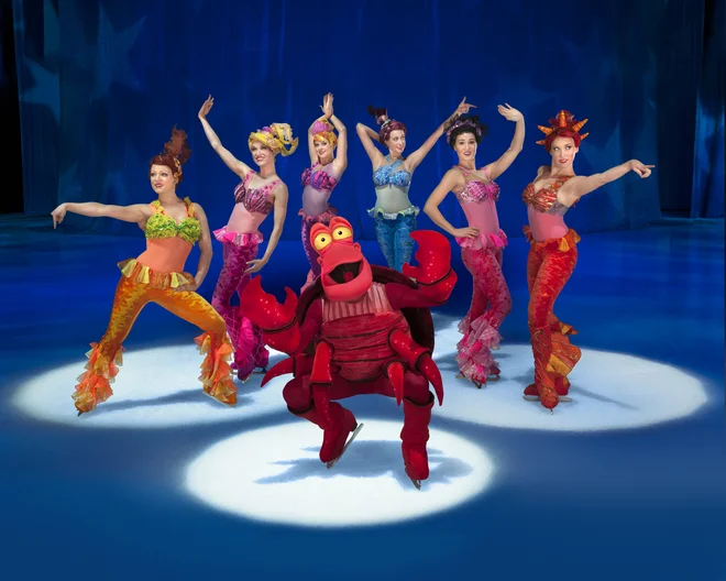 Tritonove hčerke v predstavi Mala morska deklica FOTO: Disney On Ice