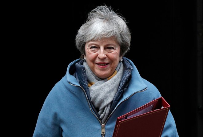 Britanska premierka Theresa May še vedno ni predstavila svojega načrta B. FOTO: Adrian Dennis/AFP