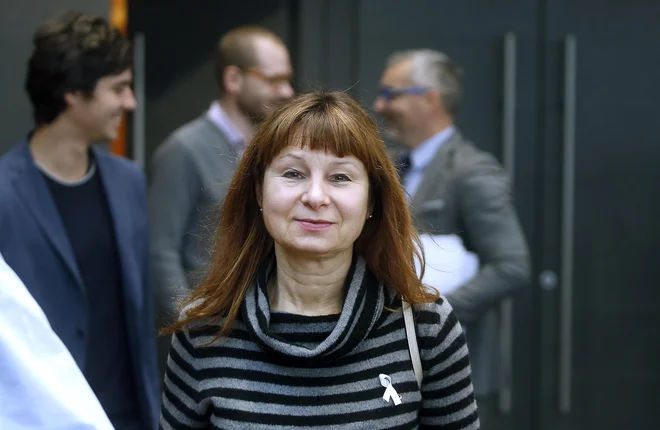 V soboto je Evropska levica za vodilna kandidata potrdila Violeto Tomič, poslanko in namestnico koordinatorja Levice, ter nekdanjega generalnega sekretarja Zveze kovinarjev Belgije (MWB-FTGB) Nica Cueja. FOTO: Blaž Samec/Delo