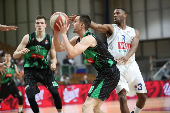 Domen Lorbek je bil prvi Olimpijin strelec proti evroligašu iz Podgorice. FOTO: ABA