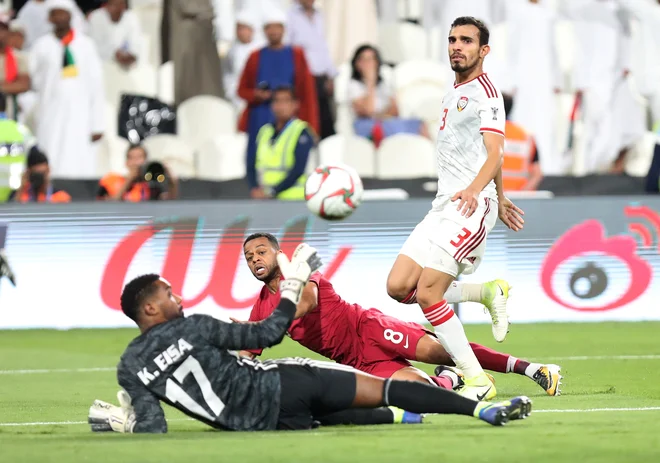 Katarec Hamid Ismaeil je postavil piko na i neenakovrednega polfinalnega dvoboja. FOTO: Reuters