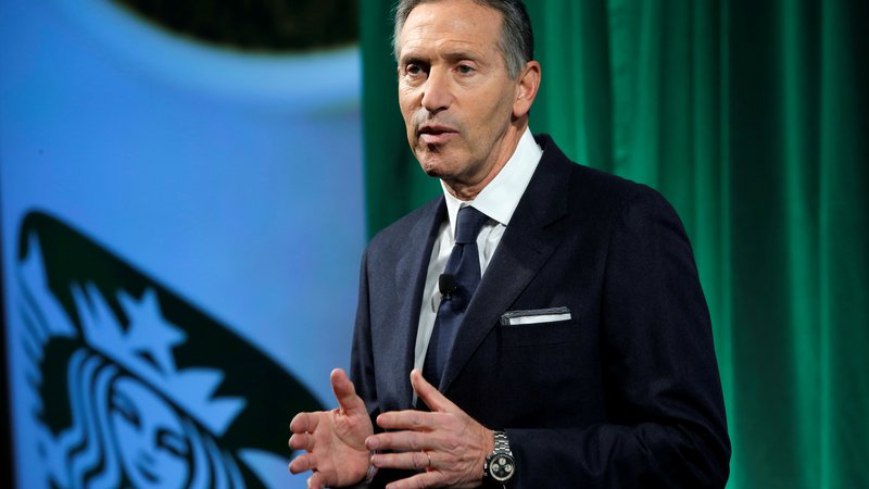 Fotografija: Nekdanji šef verige Starbucks Howard Schultz je z najavo morebitne predsedniške kandidature razburkal ameriške politilčne vode. FOTO: Reuters