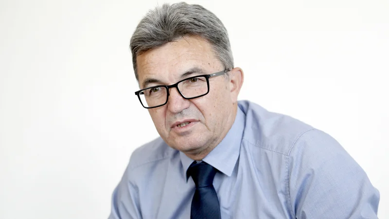 Fotografija: Matjaž Marolt odhaja. FOTO: Roman ipić/Delo