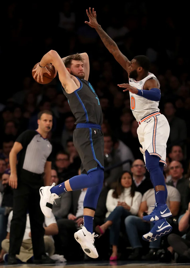 Slovenski košarkar bo zagotovo nastopil med najbolšimi, ni pa še jasno ali samo med novinci ali pa med vsemi igralci lige NBA. FOTO: AFP