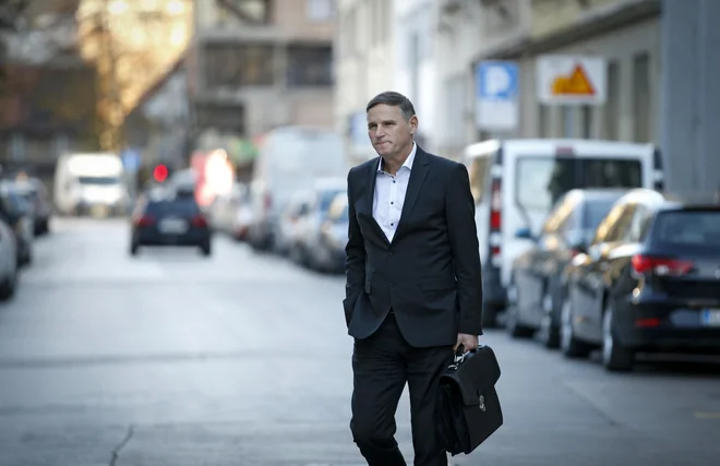K lanskemu presežku proračuna so močno prispevali prilivi dividend, na katere pa Finančni minister Andrej Bertoncelj letos ne more več računati v takšnem oobsegu. FOTO: Matej Družnik/Delo