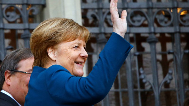 Fotografija: Kljub temu jo bo mogoče še vedno spremljati na Facebooku računu nemške zvezne vlade. FOTO:Thillo Schmuelgel/Reuters