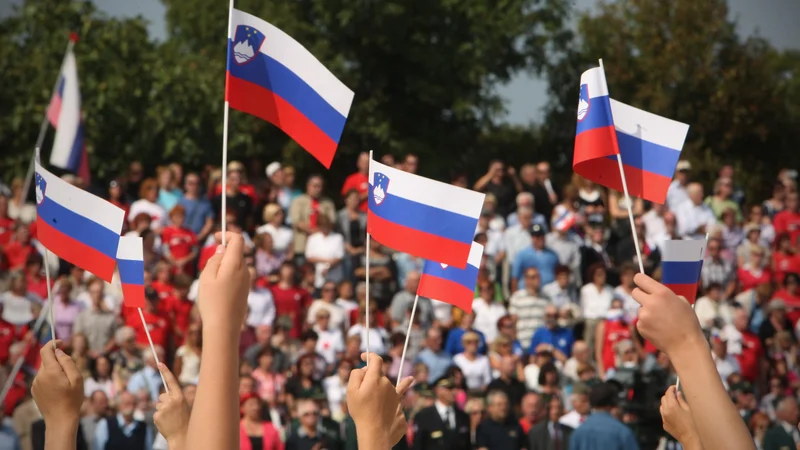 Fotografija: Slovesnost ob 73. obletnici združitve Primorske z matično domovino bo danes v Ankaranu, a bo zaradi epidemije brez obiskovalcev.
Foto Jure Eržen