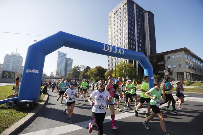 Prijave za maraton bodo začeli zbirati 1. oktobra ob 10.25, vendar je že vnaprej mogoče sklepati, da se bo postopek hitro končal, saj bodo sprejeli le 450 tekačev na disciplino. FOTO: Leon Vidic/Delo