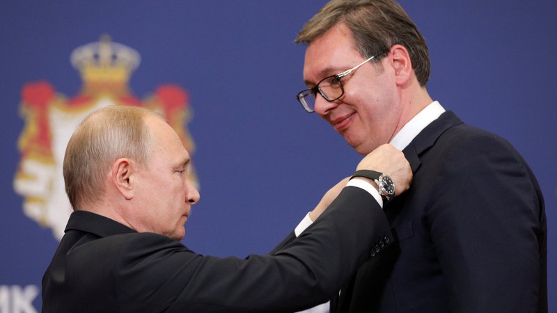 Fotografija: Po zaslugi Bele hiše se bodo odnosi med Beogradom in Moskvo verjetno ohladili. Foto Stojan Nenov/Reuters
