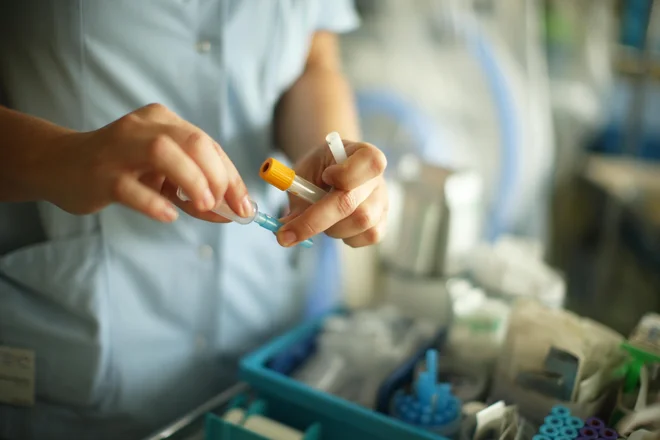 Univerzitetni klinični center - UKC, Interna klinika, Klinični oddelek za intenzivno interno medicino. Foto Jure Eržen/delo