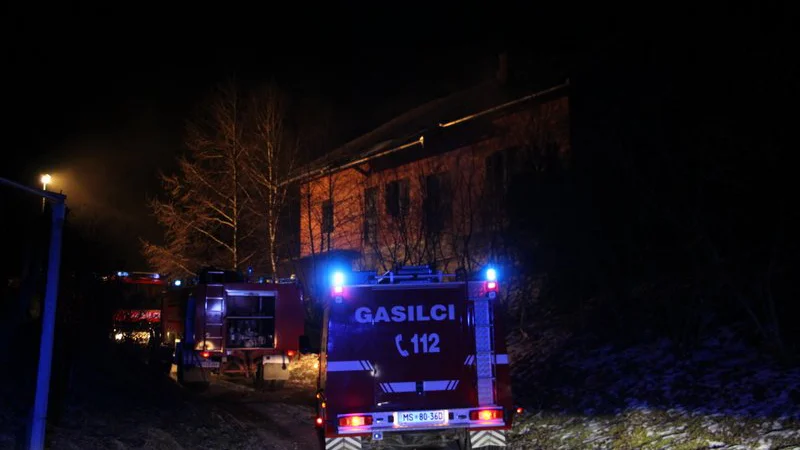 Fotografija: Sodeč po dokazih je pokojni namenoma zanetil požar s pomočjo plinske jeklenke (fotografija je simbolična). FOTO: Oste Bakal