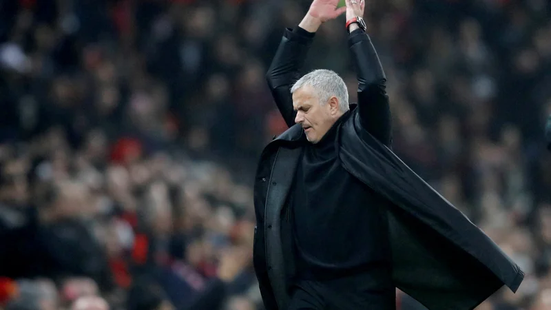 José Mourinho je na madridskem sodišču v slogu prišel, videl in opravil z neprijetnostjo, ki ga bo stala 3,3 milijona evrov. FOTO: Reuters